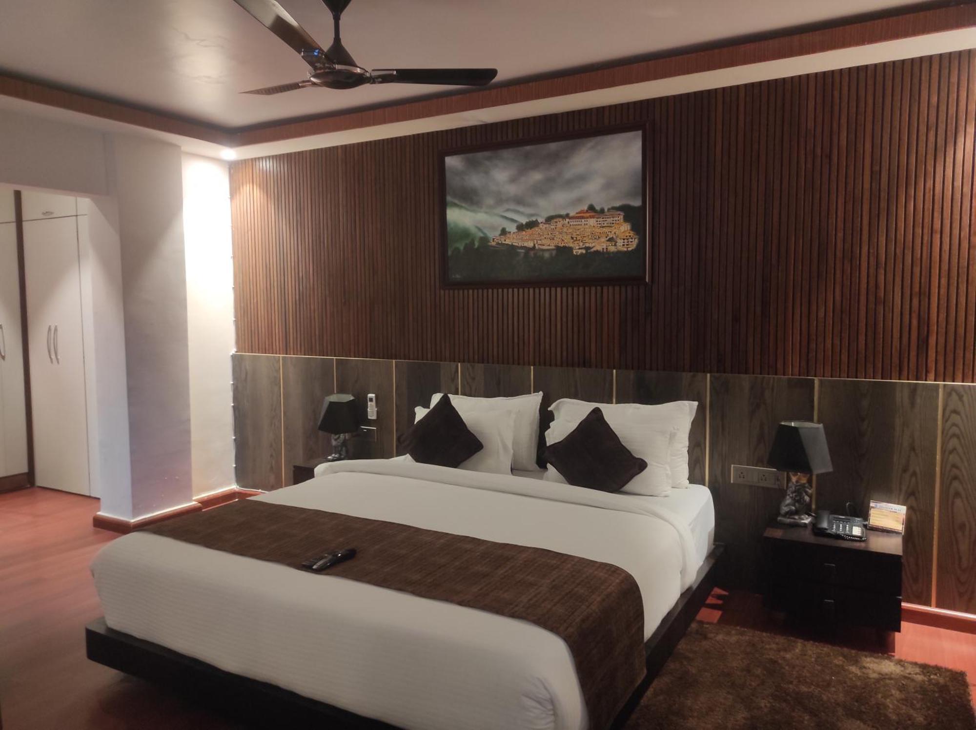 Hotel Obsidian Blue Itanagar Экстерьер фото