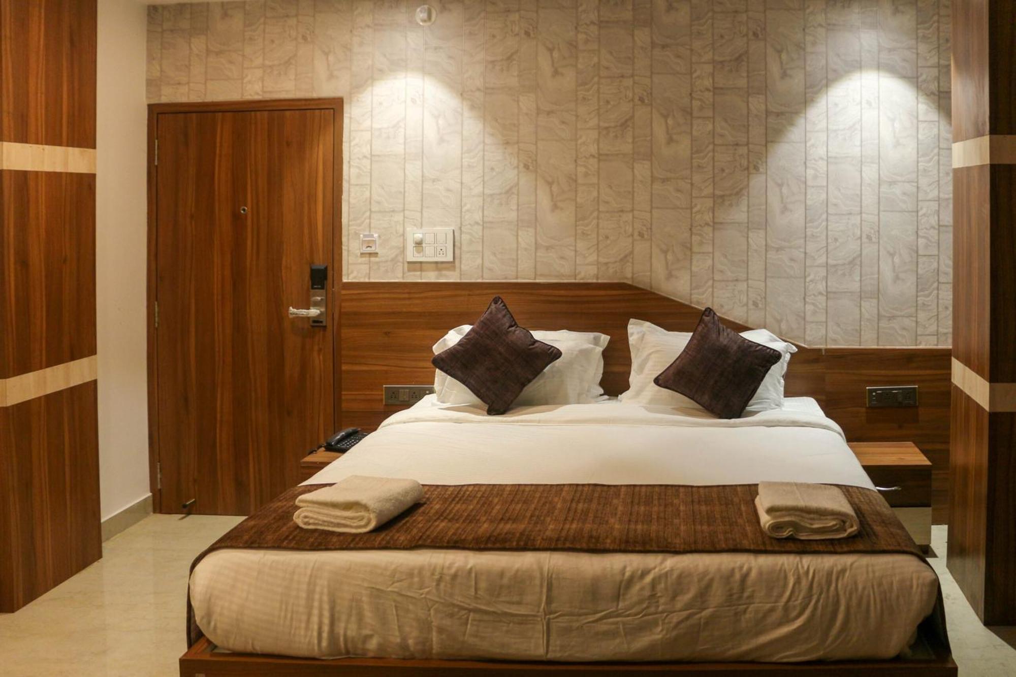 Hotel Obsidian Blue Itanagar Экстерьер фото