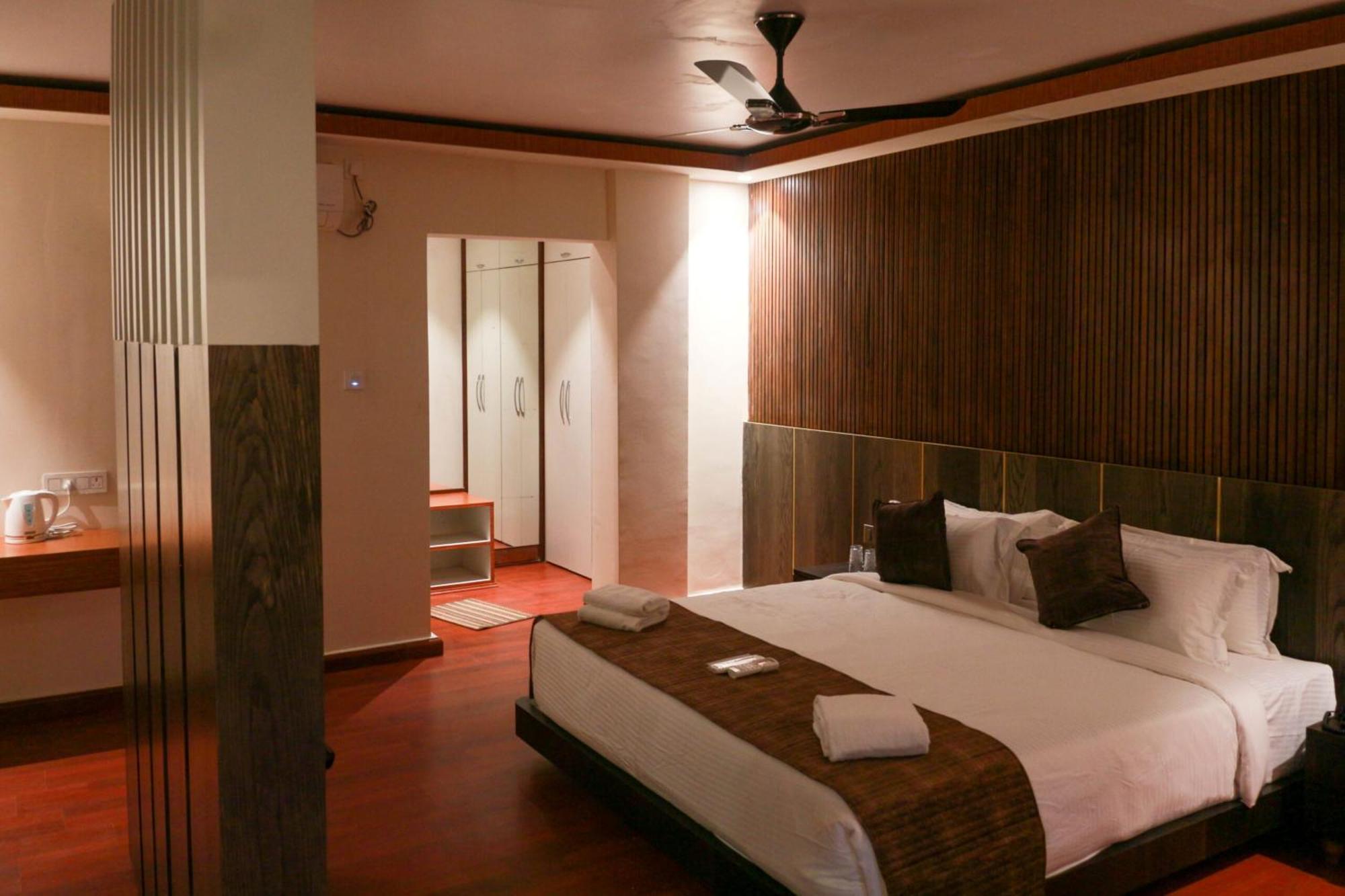 Hotel Obsidian Blue Itanagar Экстерьер фото