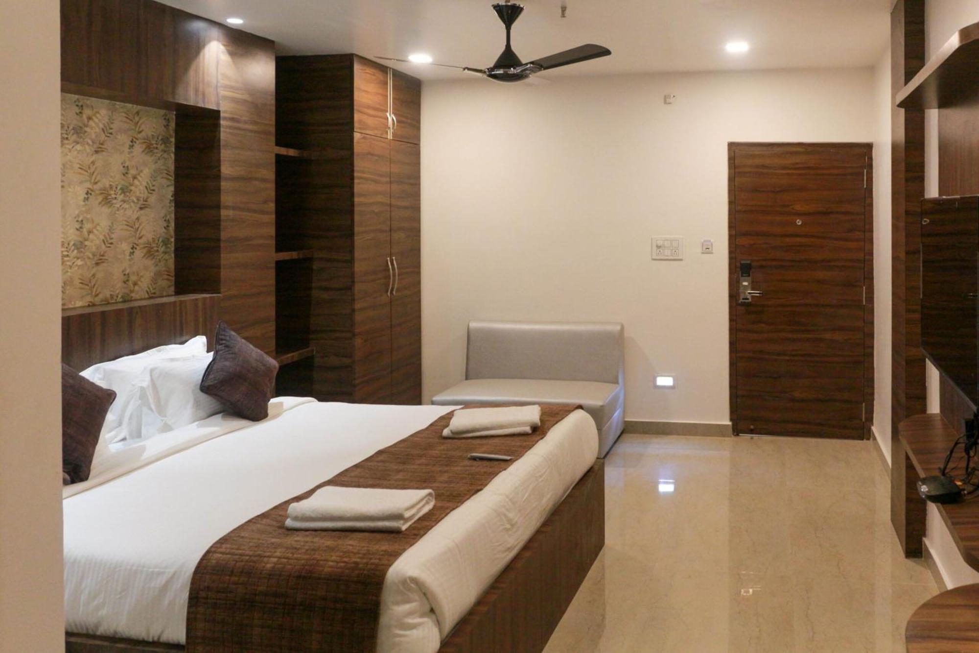 Hotel Obsidian Blue Itanagar Экстерьер фото